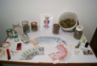 Spaccio di marijuana, hashish e cannabis: arrestato un 51enne